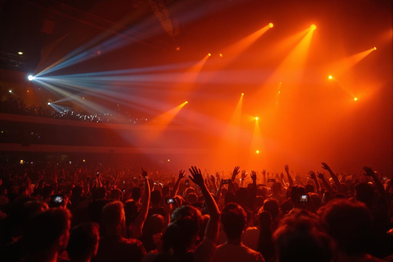 糖心肉视频影迷见面会圆满举行，万名粉丝热情参与