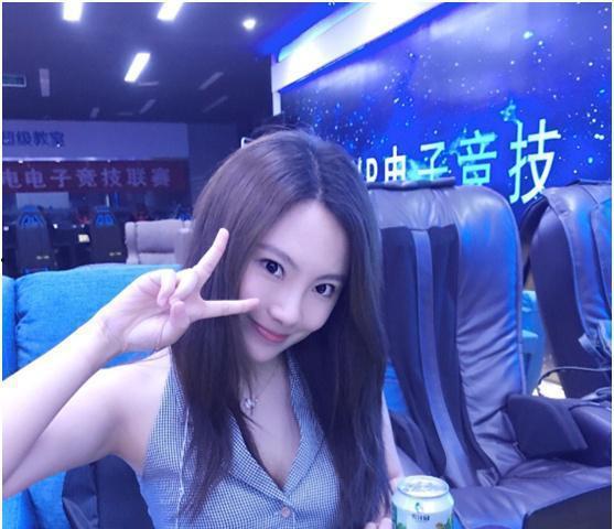 我的娱乐主播人生,从屏幕前到舞台中央的华丽蜕变